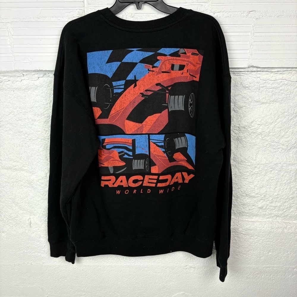 NWOT GOODIE TWO SLEEVES Black race day world wide race car fleece Sweater SZ L - Picture 3 of 9